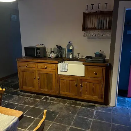 Beautiful 1-bed In Graiguenamanagh